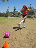 Carter Cruise at TeenFidelity